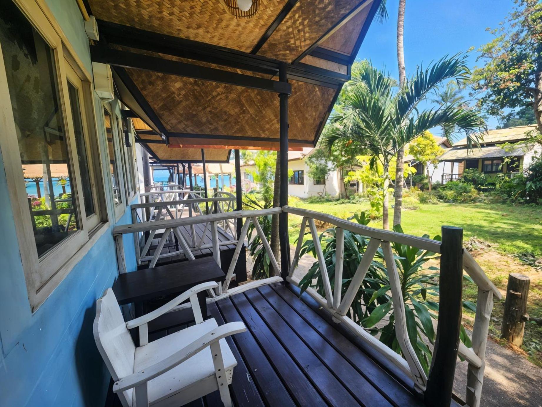 A Little Bungalows By Beach Амфо Ко-Самуй Номер фото